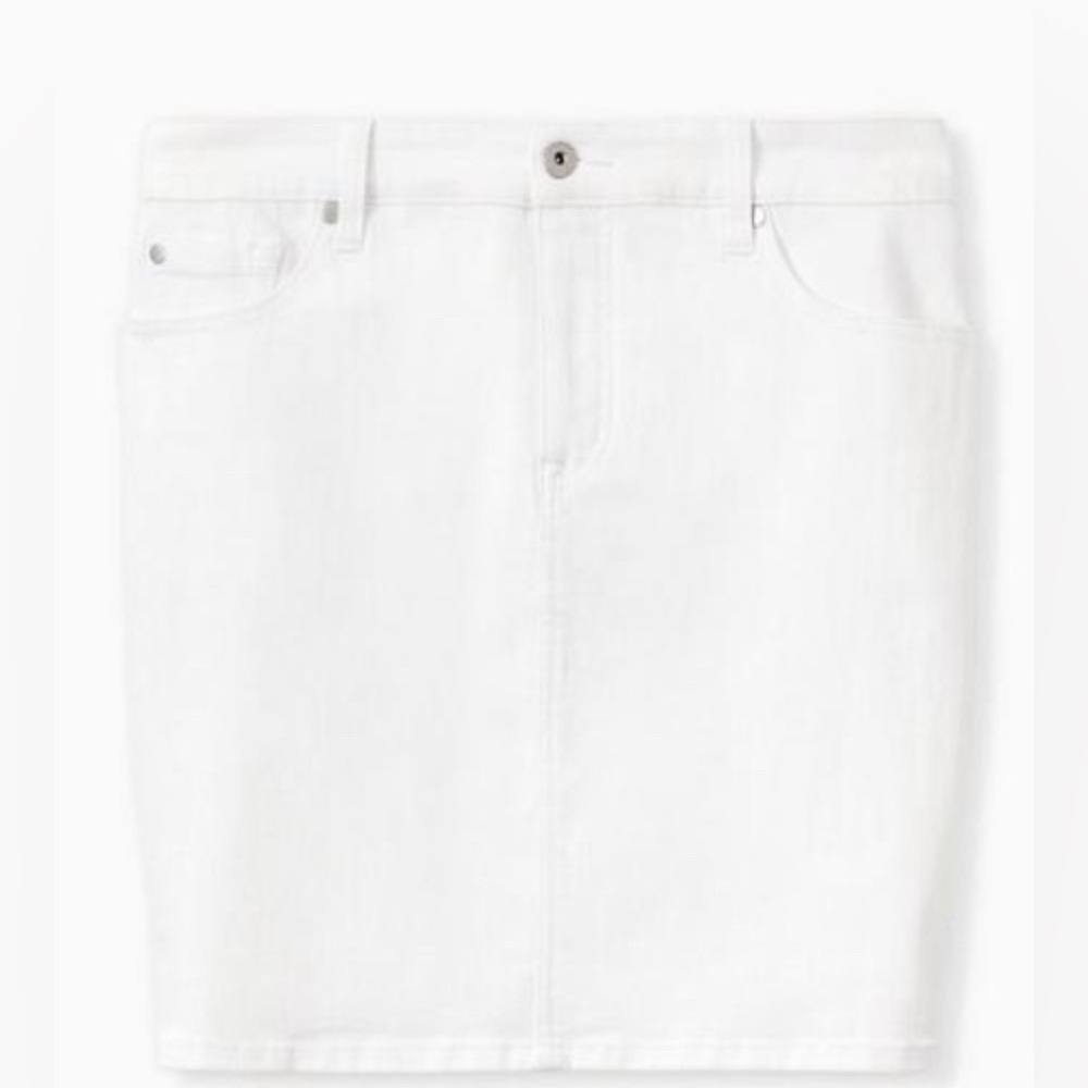 Torrid First at Fit White Destructed Strech Denim Mini Skirt Size Plus 24